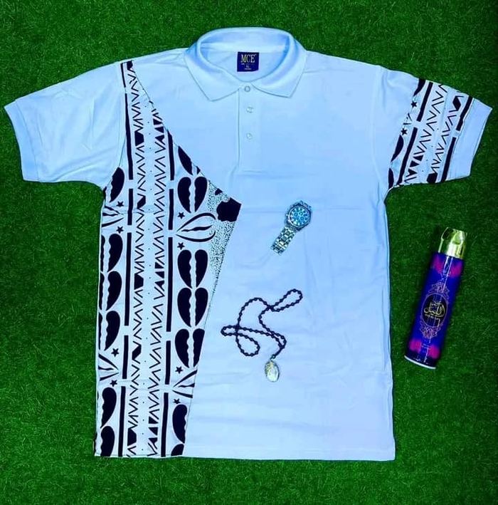 Polo imprimé motifs noir et blanc